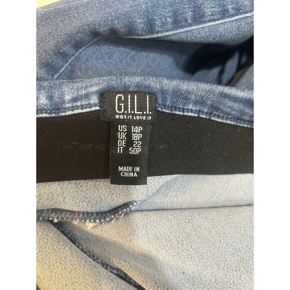 G.I.L.I. Women's Petite Pants Jeans Size 14P Pull On Denim Blue Boot Cut Stretch - Picture 2 of 7